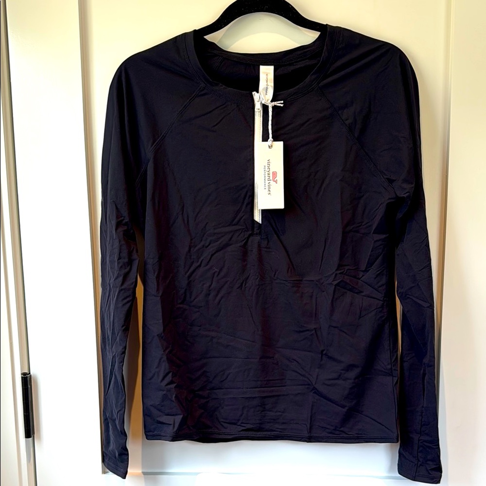 NWT Vineyard Vines Rash Guard
